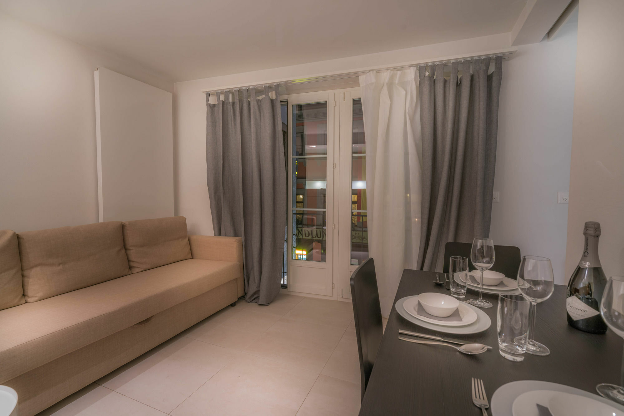 Zuerich Niederdorf - Grossmuenster Apartment Ngoại thất bức ảnh