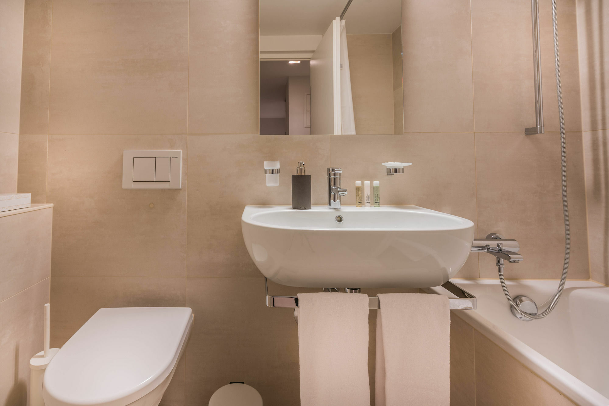 Zuerich Niederdorf - Grossmuenster Apartment Ngoại thất bức ảnh